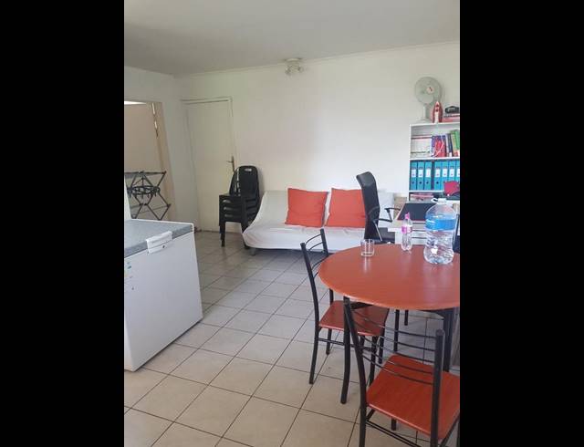 2 BEDROOM APARTMENT FOR SALE IN HATFIELD